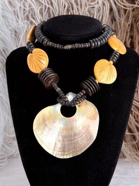Vintage Shell Pendant Statement Necklace Natural Tone Beaded Design